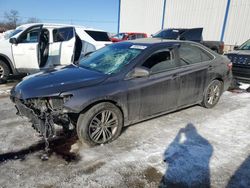 Carros salvage sin ofertas aún a la venta en subasta: 2015 Toyota Camry LE