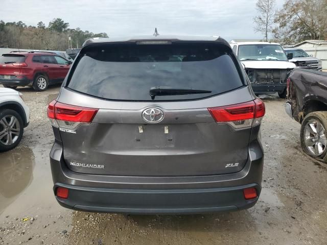 2018 Toyota Highlander SE