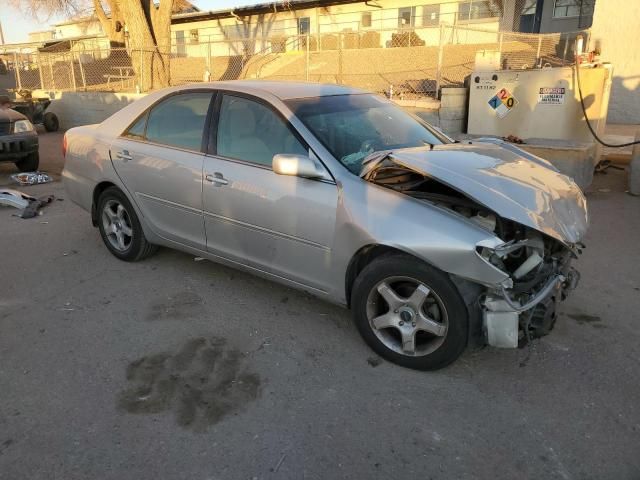 2004 Toyota Camry LE