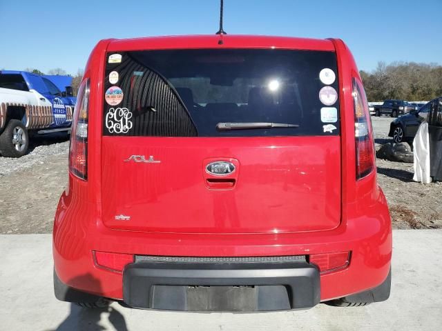 2010 KIA Soul +