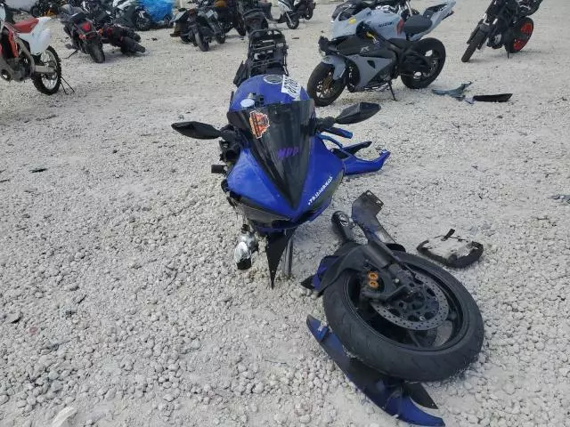 2005 Yamaha YZFR6 L