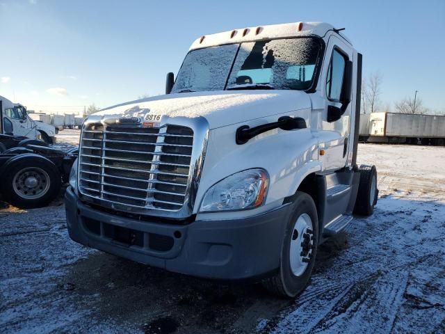 2016 Freightliner Cascadia 125