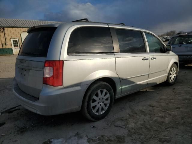 2012 Chrysler Town & Country Touring L