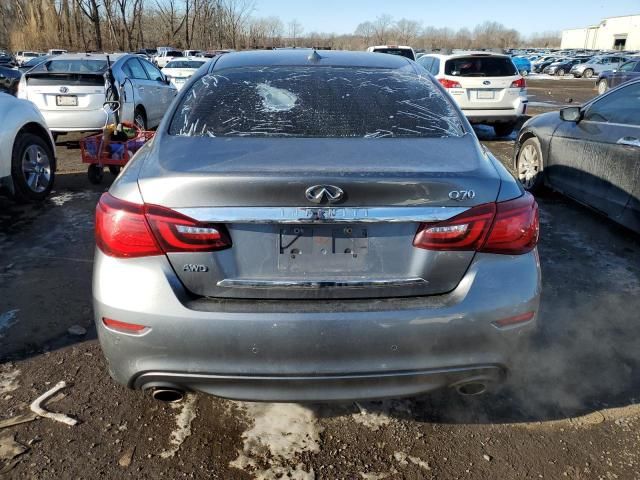 2018 Infiniti Q70 3.7 Luxe