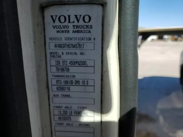 2007 Volvo VN VNL