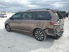 2020 Toyota Sienna XLE