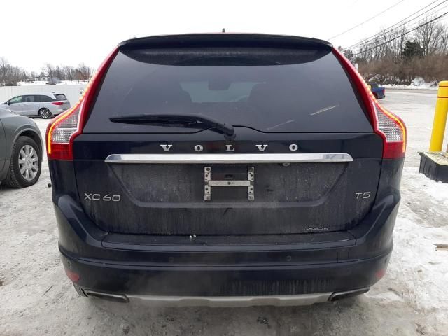 2016 Volvo XC60 T5 Platinum