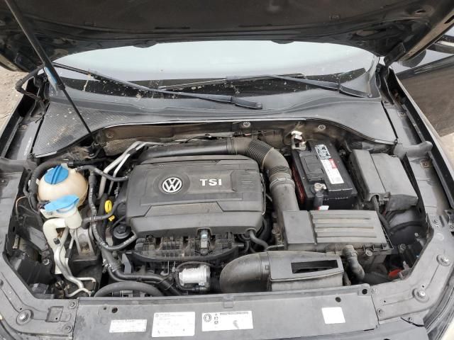 2014 Volkswagen Passat SE