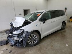 Chrysler salvage cars for sale: 2024 Chrysler Pacifica Hybrid Select