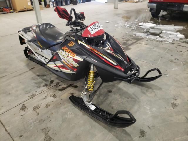 2005 Skidoo MXZ Renega