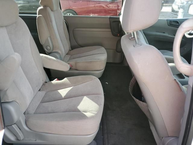 2010 KIA Sedona LX