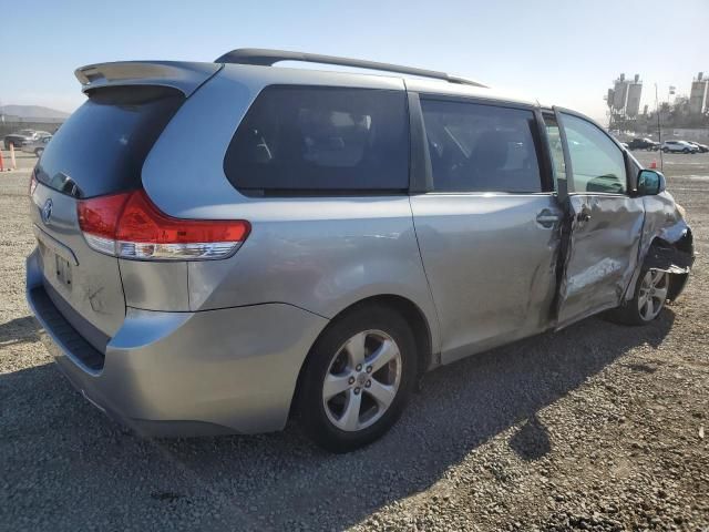 2011 Toyota Sienna LE