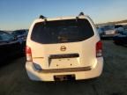 2005 Nissan Pathfinder LE