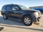 2006 Nissan Pathfinder LE