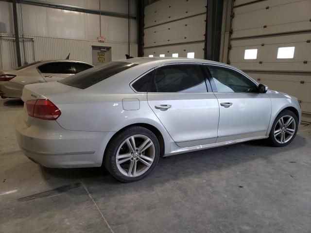 2013 Volkswagen Passat SEL