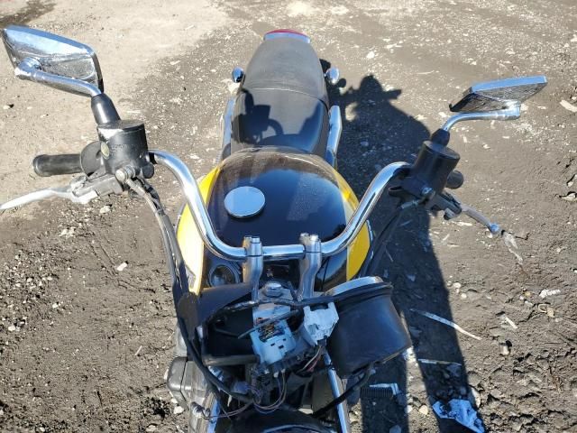 2004 Triumph 2004 Triumph Motorcycle Thunderbird Sport