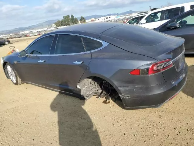 2014 Tesla Model S