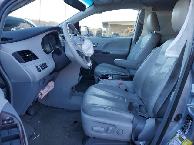 2014 Toyota Sienna XLE