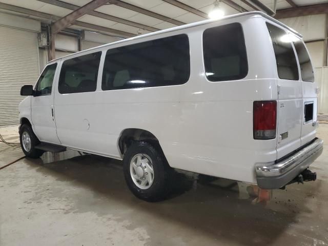 2002 Ford Econoline E350 Super Duty Wagon