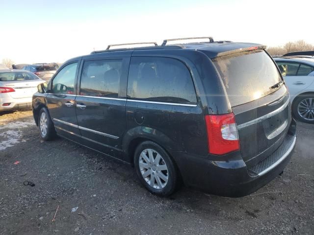 2016 Chrysler Town & Country Touring