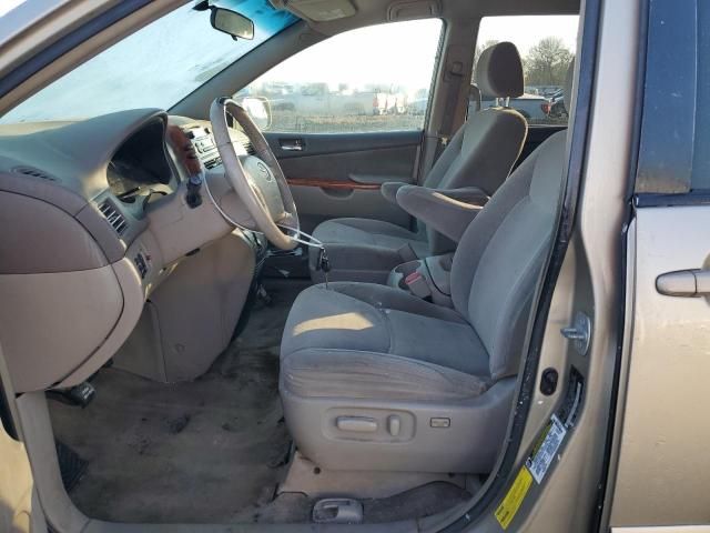 2006 Toyota Sienna XLE