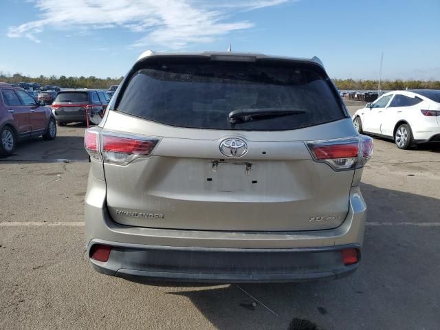 2016 Toyota Highlander XLE