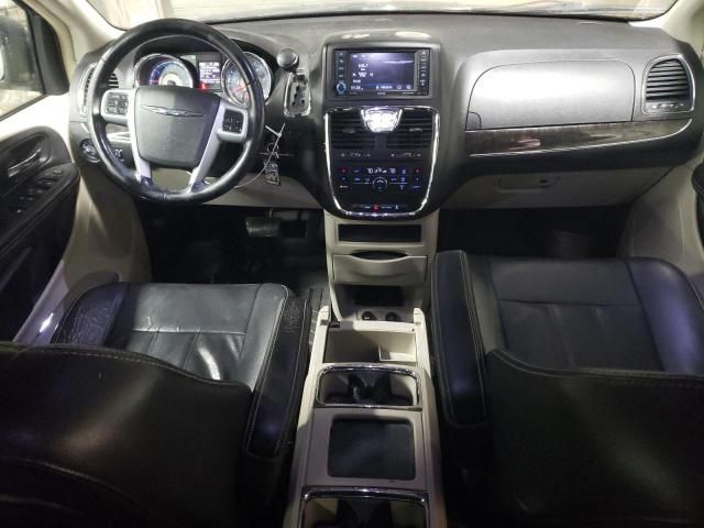 2012 Chrysler Town & Country Touring