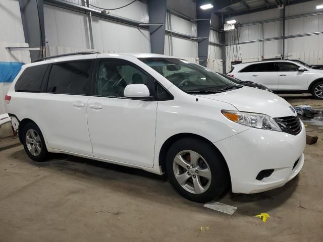 2011 Toyota Sienna LE