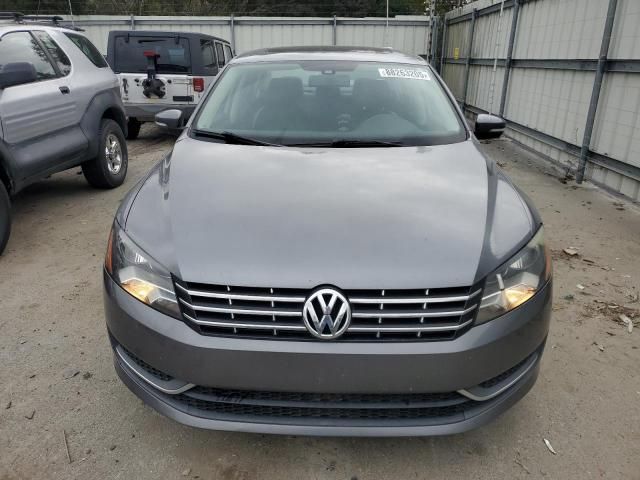 2013 Volkswagen Passat SE