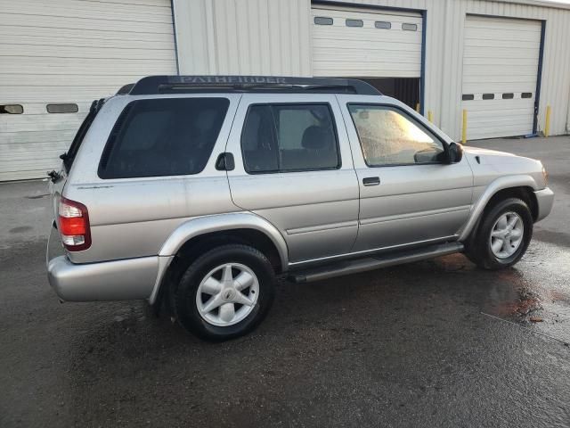 2002 Nissan Pathfinder LE