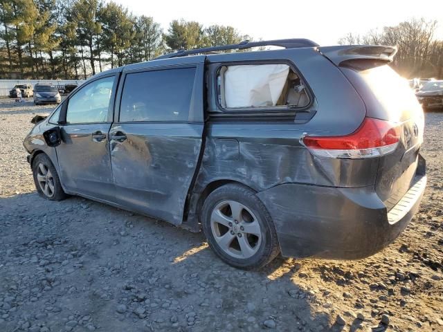 2012 Toyota Sienna LE