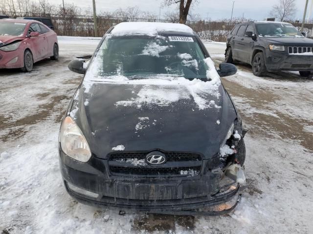 2007 Hyundai Accent Base