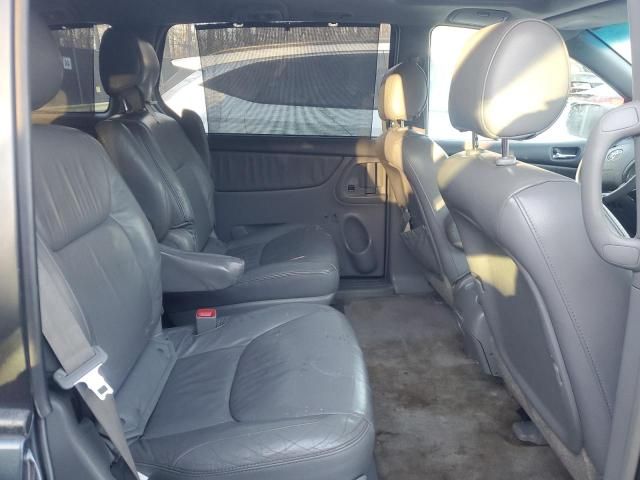 2008 Toyota Sienna XLE