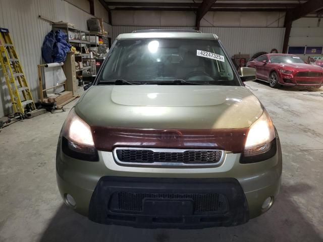 2010 KIA Soul +