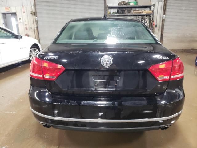 2012 Volkswagen Passat SEL