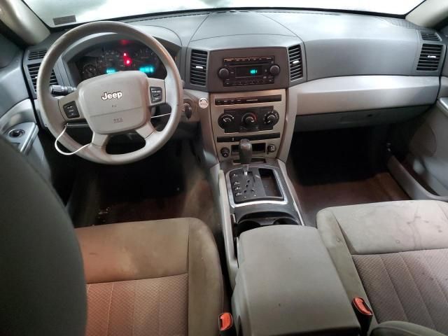 2005 Jeep Grand Cherokee Laredo