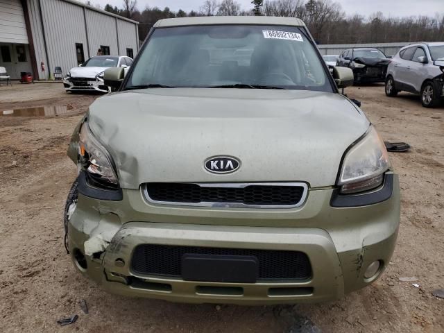 2011 KIA Soul +