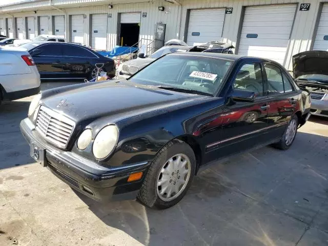 1999 Mercedes-Benz E 320