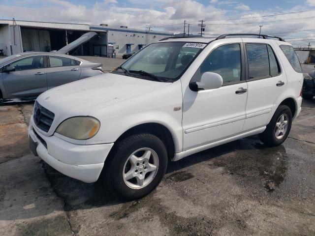 2000 Mercedes-Benz ML 320