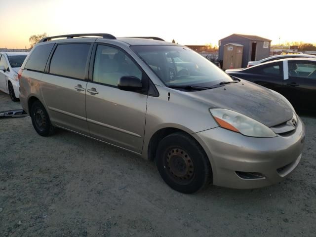 2007 Toyota Sienna CE