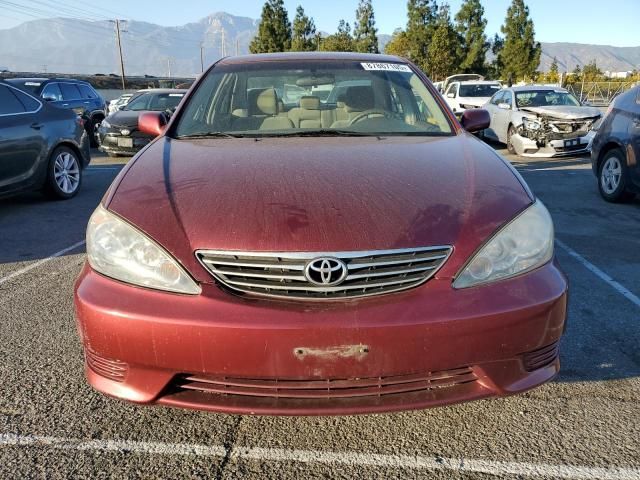 2005 Toyota Camry LE