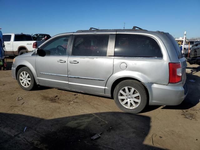 2016 Chrysler Town & Country Touring