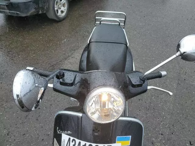 2006 Vespa Granturismo 200