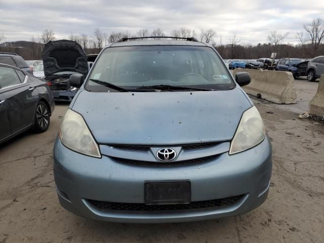 2006 Toyota Sienna CE