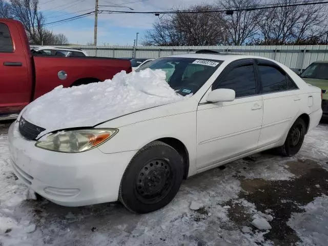 2004 Toyota Camry LE