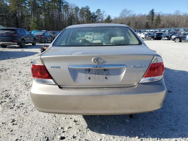 2005 Toyota Camry LE