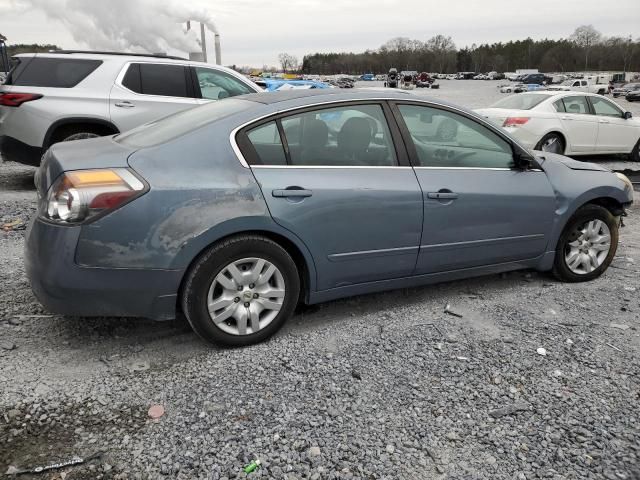 2010 Nissan Altima Base