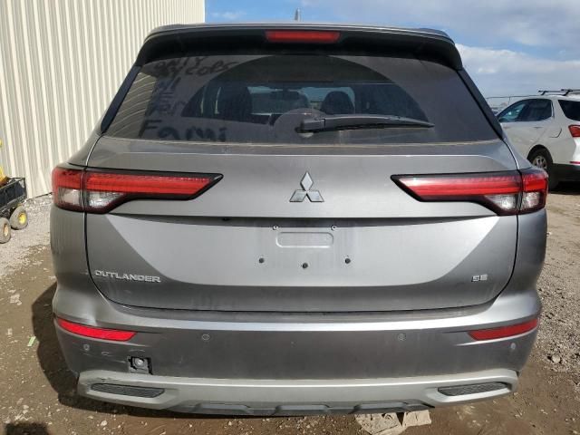 2022 Mitsubishi Outlander SE