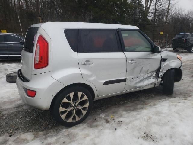 2013 KIA Soul +