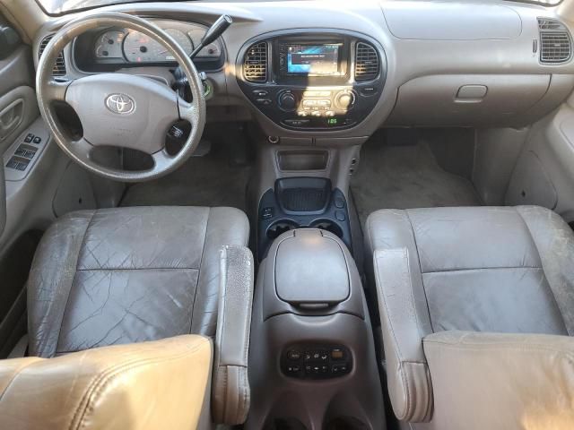 2004 Toyota Sequoia SR5